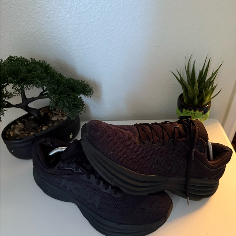 Hoka Men's bondi 8 black Athletic Shoes - Picture 2 of 4